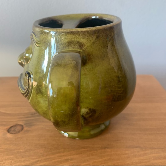 Vintage Holiday Designs USA Green Handlebar Mustache Ceramic Shaving Mug - Picture 5 of 15